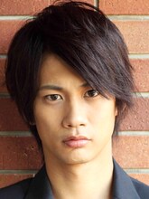 霊幻新隆役の馬場良馬。