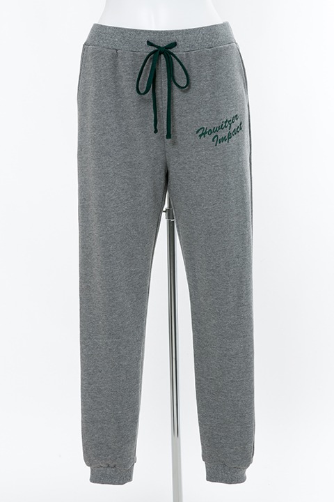 爆豪勝己モデルのルームウェア。