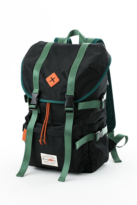 爆豪勝己モデルのリュック。