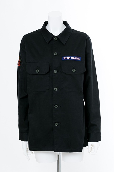 爆豪勝己モデルのミリタリーシャツ。