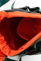 爆豪勝己モデルのリュック。