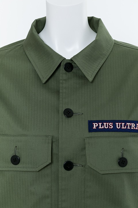 緑谷出久モデルのミリタリーシャツ。