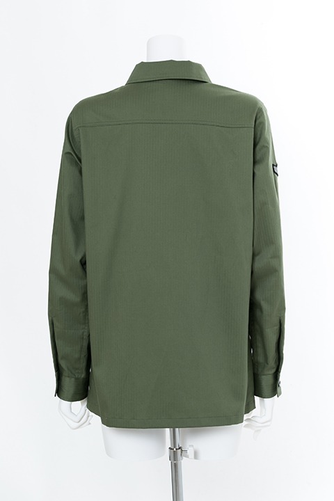 緑谷出久モデルのミリタリーシャツ。