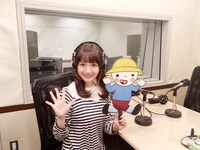 「標識学級」のアフレコに参加した尾崎由香。