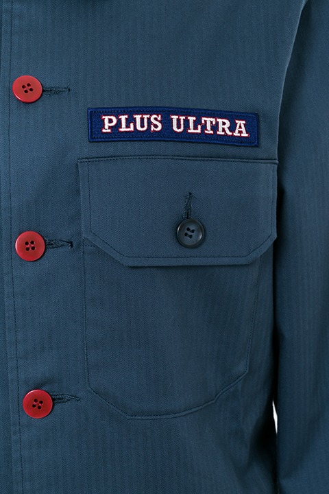 轟焦凍モデルのミリタリーシャツ。