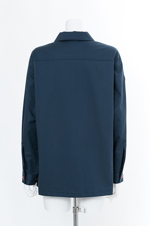 轟焦凍モデルのミリタリーシャツ。