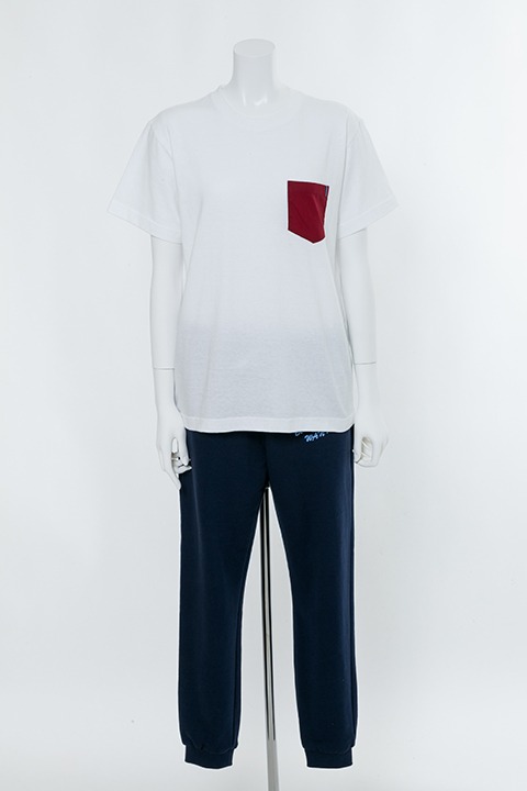 轟焦凍モデルのルームウェア。