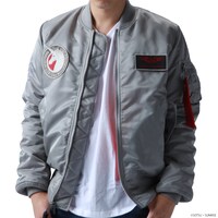 「ALPHA×STRICT-G MA-1（ユニコーンガンダムモデル）」の着用イメージ。