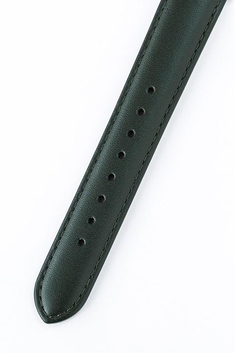 リヴァイモデルの腕時計。