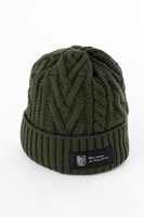 リヴァイモデルのニットキャップ。