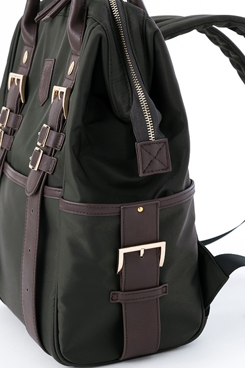 リヴァイモデルのリュック。