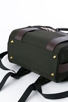 リヴァイモデルのリュック。