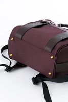 エレンモデルのリュック。