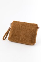 勝生勇利モデルのファークラッチバッグ。