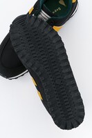 土方十四郎をイメージしたスニーカー。