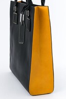 沖田総悟をイメージしたバッグ。