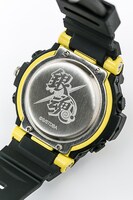 沖田総悟をイメージした腕時計。