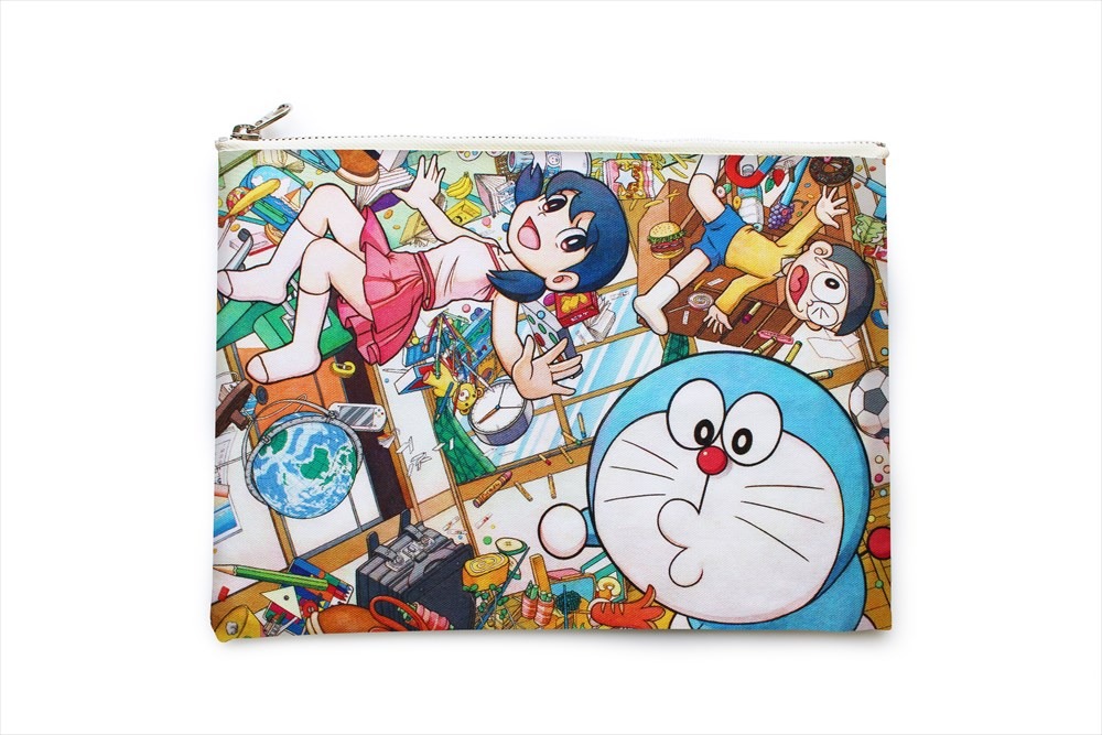 「〈Mr.〉ポーチ」(c)Mr./Kaikai Kiki Co.,Ltd.All Rights Reserved.  (c)Fujiko-Pro