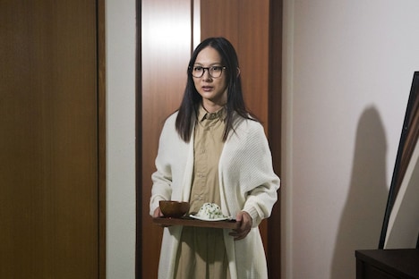 谷村美月演じる内海優。