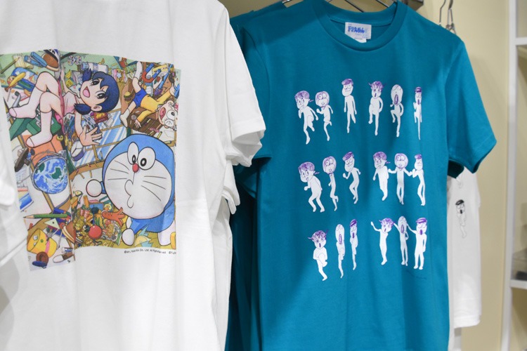 グッズ売り場の様子。(c)Fujiko-Pro
