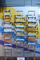 舞台「弱虫ペダル」のコーナー。出演者が実際に使っていたハンドル。