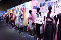 人気作の衣装がずらり。