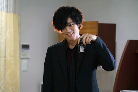 「不能犯」の場面写真。