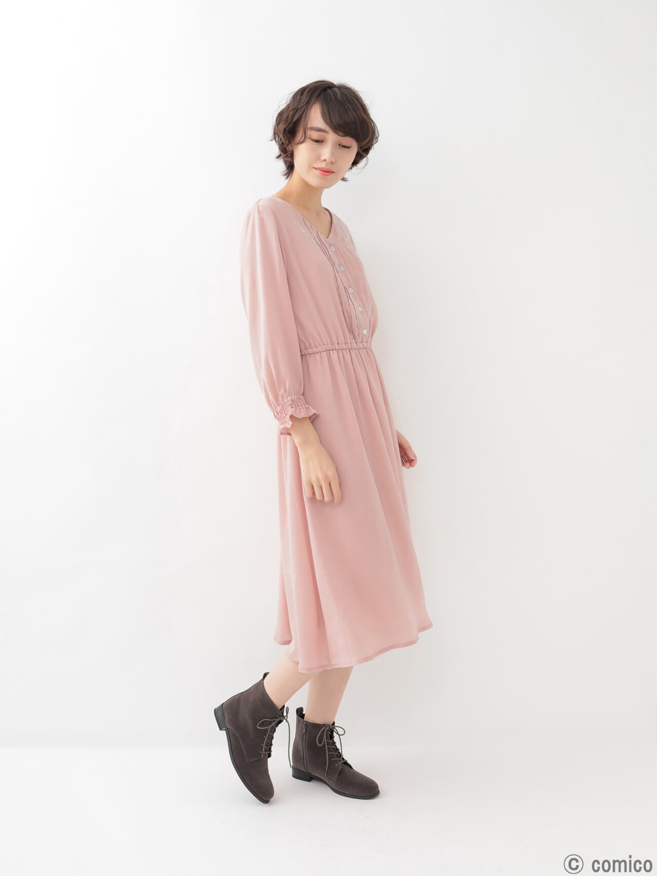 「爪先の宇宙 イメージ ワンピース」着用イメージ