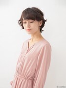 「爪先の宇宙 惑星のイヤリング」使用イメージ