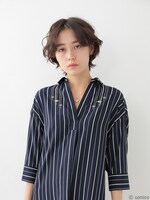 「爪先の宇宙 惑星のネックレス」使用イメージ