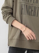 「爪先の宇宙 星のブレスレット」使用イメージ