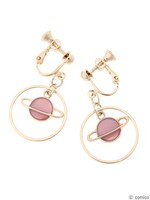 「爪先の宇宙 惑星のイヤリング」