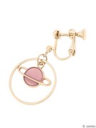 「爪先の宇宙 惑星のイヤリング」