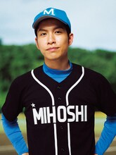 鶏冠井孝介扮する織田裕行。