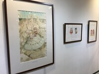 「連載25周年記念 魔法陣グルグル大原画展 ～衛藤ヒロユキの世界～」の様子。