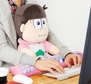 「おそ松さん PCクッション トド松」使用例