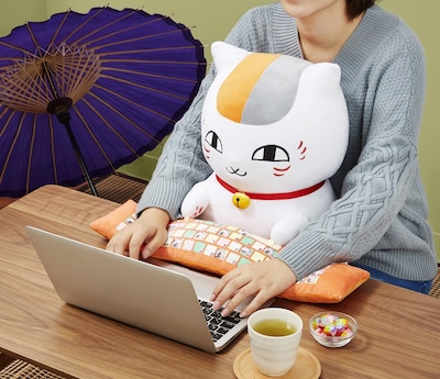 「夏目友人帳 PCクッション ニャンコ先生」使用例。