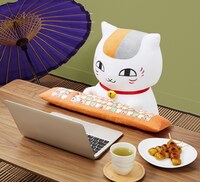 「夏目友人帳 PCクッション ニャンコ先生」使用例。