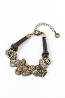 百モデルのブレスレット