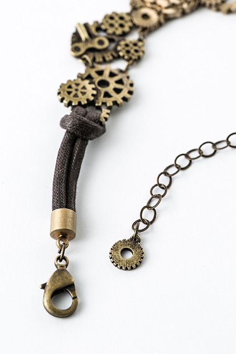 百モデルのブレスレット