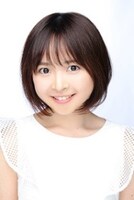 鈴木華子役の加藤るみ。