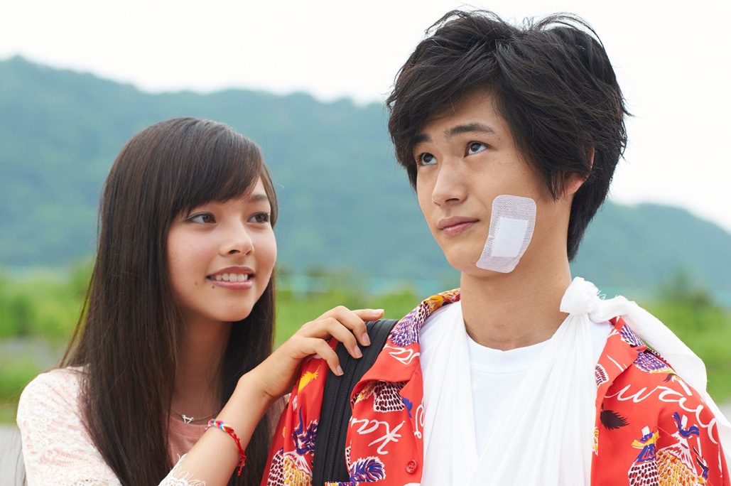 映画「サムライせんせい」より新規の場面写真。