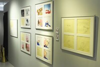 「少女革命ウテナ TVアニメ放送20周年記念展 ～薔薇と革命の記憶、絶対運命黙示録～」の様子。