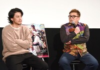 トークショーの様子。