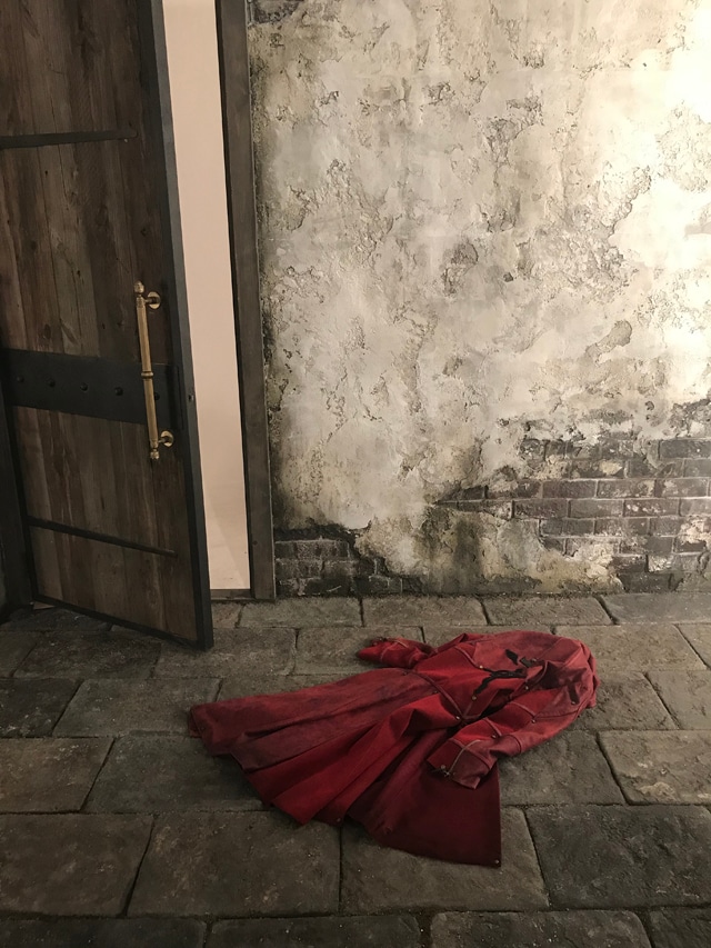 衣装の西原梨恵により制作されたエドのマント。