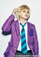 河原田巧也扮する花沢輝気。