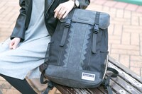 「GODZILLA 怪獣惑星」とSuperGroupiesのコラボアイテムの使用イメージ。