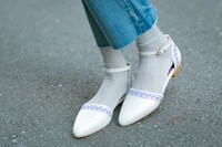 「GODZILLA 怪獣惑星」とSuperGroupiesのコラボアイテムの使用イメージ。