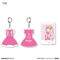 「ChamJam 衣装キーホルダー＆チェキ風缶バッジセット」のセットイメージ。