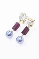 一松モデルのピアス。